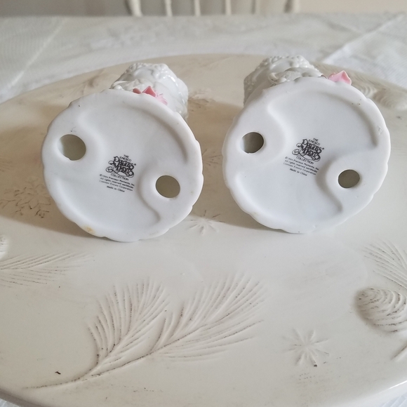 Set of 2 Beautiful Precious Moments Ceramic Candle Sticks Holder Boy Girl Enesco - Picture 4 of 9
